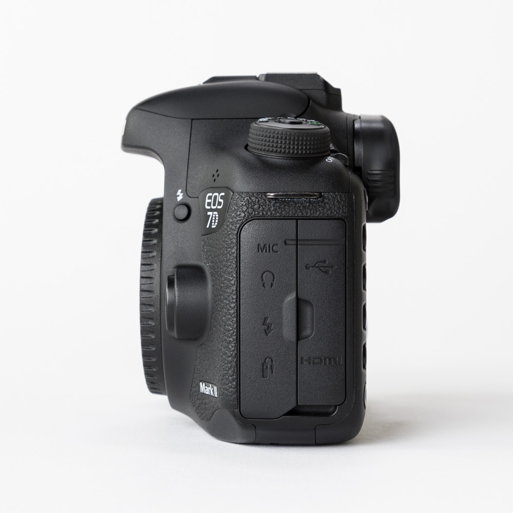 Canon EOS 7D Mark II ボディの画像4