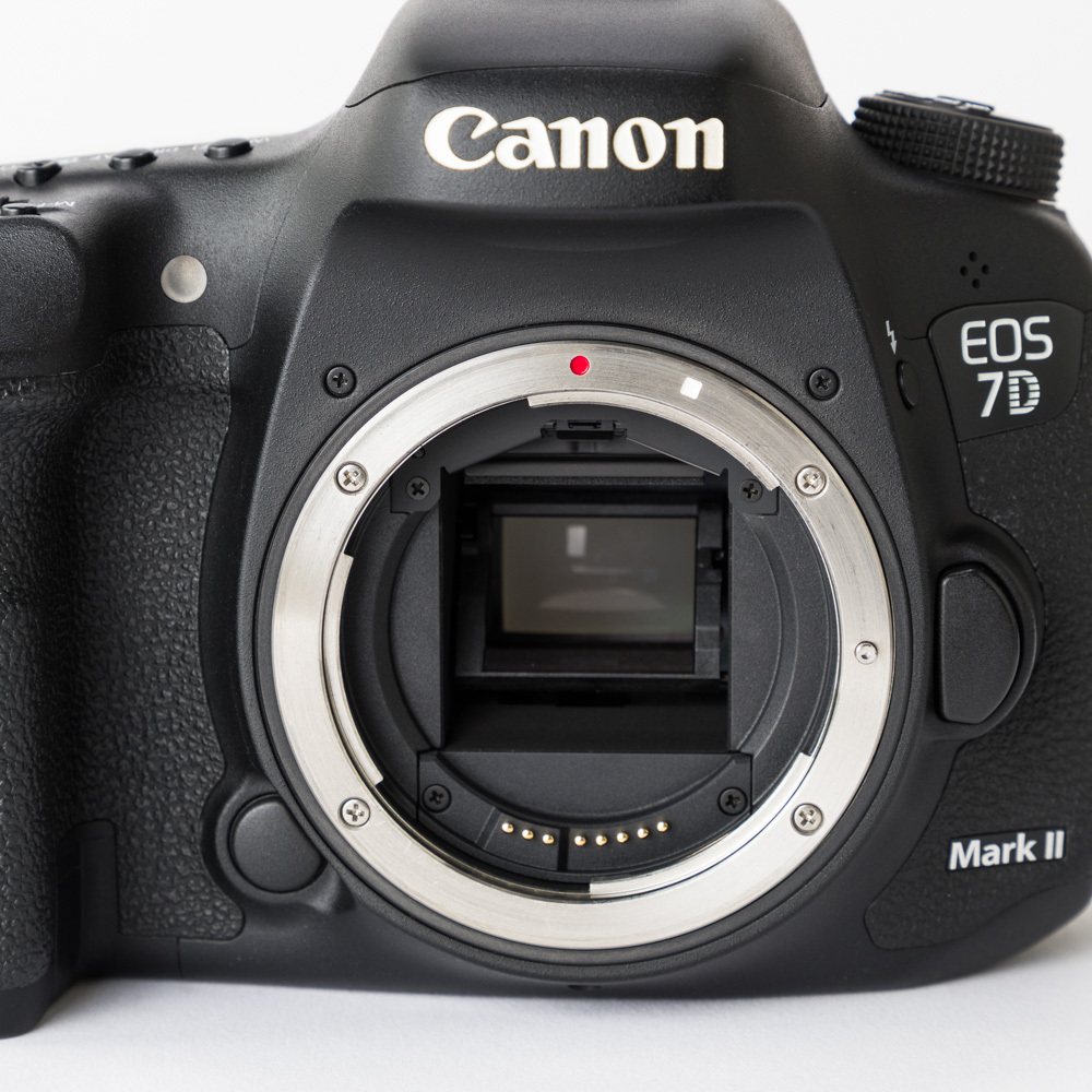 Canon EOS 7D Mark II ボディの画像3