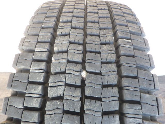 r521-15 * used wheel attaching studdless tires 245/70R19.5 136/134J Dunlop truck wheel 1-0