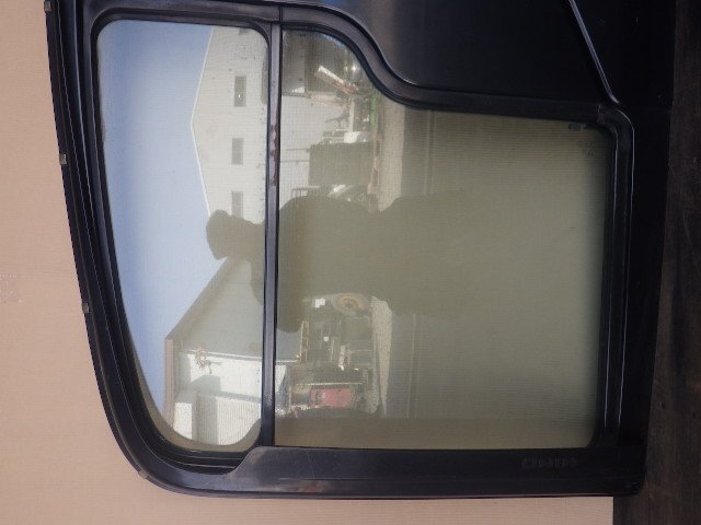r542-47 ★ 日野 プロフィア テラビィ ドア ヒンジ付き 右側 運転席側 H14年 KL-FR1KZHG 1-12の画像2