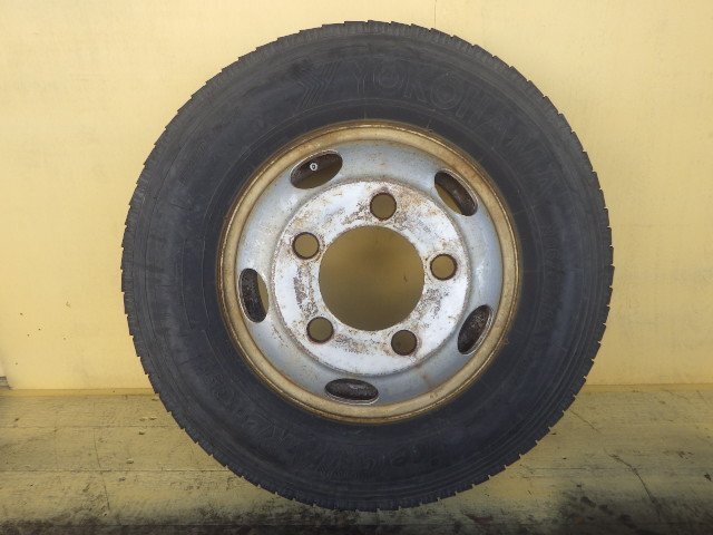 r5112-135 * 205/85R16 117/115L used studdless tires Yokohama iceGUARD iG91 2-0 truck tire 