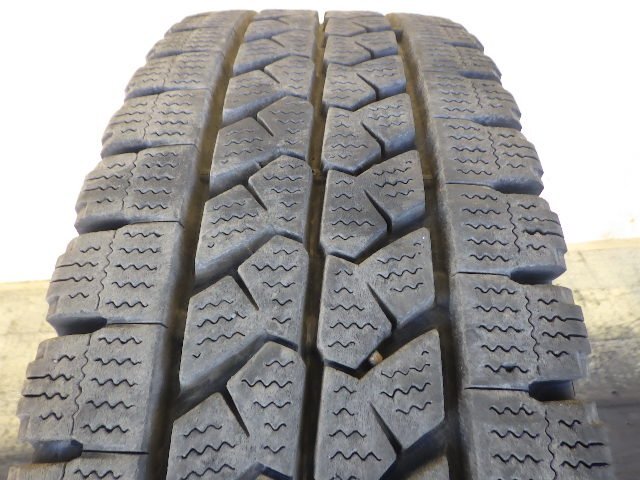 r5123-45 * 205/80R17.5 120/118L studdless tires Bridgestone yellowtail  rucksack 2021 made 2-0 truck tire 