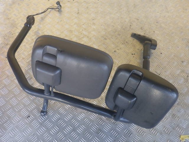 r628-71 * Nissan UDto Lux k on mirror stay left side passenger's seat side H24 year QKG-GK6XAB 3-15 tractor 