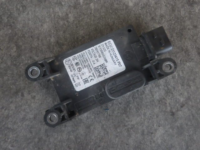 r616-29 ★ 日産 UD トラックス クオン ECU ユニット 23123415 GH11 R4年 2PG-GK5AAD 60-15_画像4