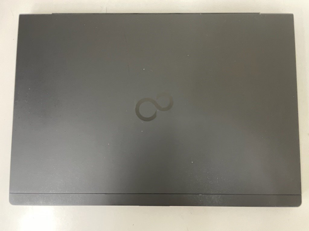 【ジャンク／UEFI起動確認済み】LIFEBOOK U938/VW 【FMVU1803MD】 (Core i7-8550U, RAM8GB, SSD無し) ★本体＋ACアダプタ●LCDに不具合ありの画像2