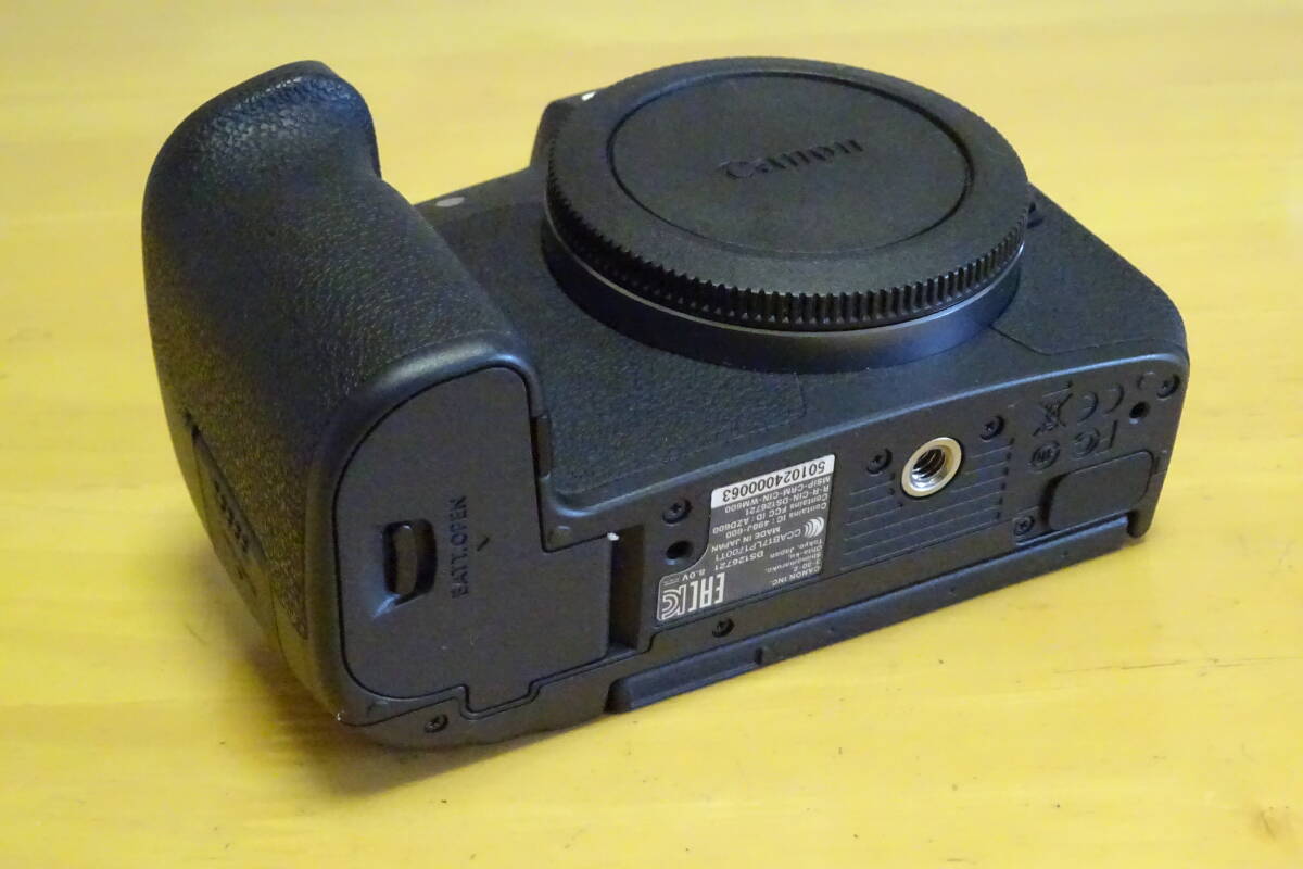 Canon EOS R ボディ　2022年11月新品購入 美品_画像8