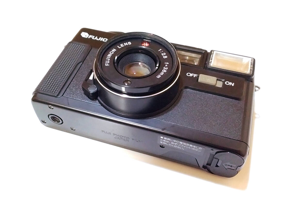 【 動作品 】 FUJIFILM FUJICA AUTO-7 DATE 35mm Film Autofocus Compact Camera 富士フイルム フジカ フィルムカメラ_画像9