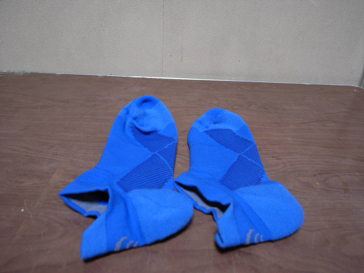 試着のみ/未使用品 Goldwin C3fit Arch Support Short Socks ブルー 2(M/24-26cm) シースリーフィット アーチサポートショートソックス_画像4