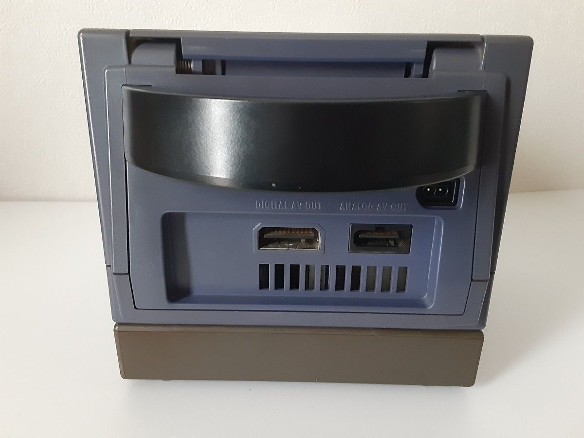 ジャンク 任天堂 GC ゲームキューブ バイオレット&ゲームボーイ ジャンク 任天堂 GC ゲームキューブ バイオレット&ゲームボーイ