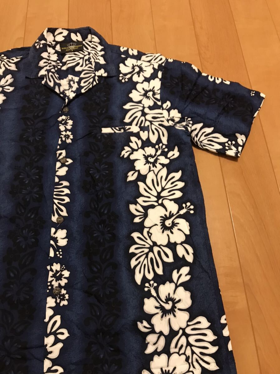 良品☆Hawaii製／ROYAL CREATIONS メンズサイズS大き目　半袖アロハシャツ　グラデーションボーダー柄・花&葉っぱハワイアン総柄 米国USA_画像3