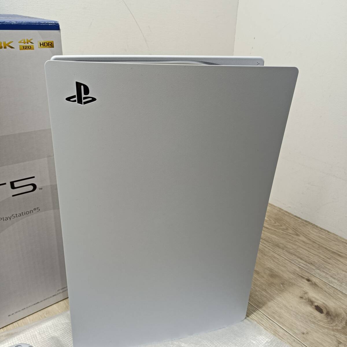 072） A 〈中古品〉Playstaion5 PS5 ディスクドライブ搭載 本体 CFI-1200A【動作確認/初期化済】_画像2