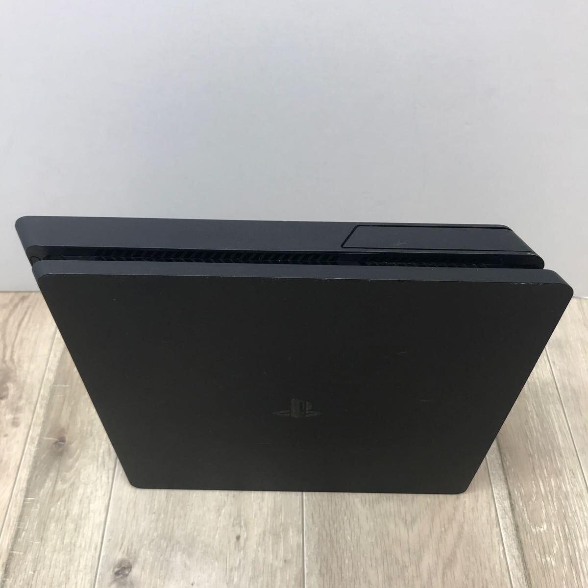 071 A / PlayStation 4 本体のみ PS4 CUH-2000A 500GB FW11.50 《動作確認済み/初期化済み》SONY プレステ4 中古品_画像4