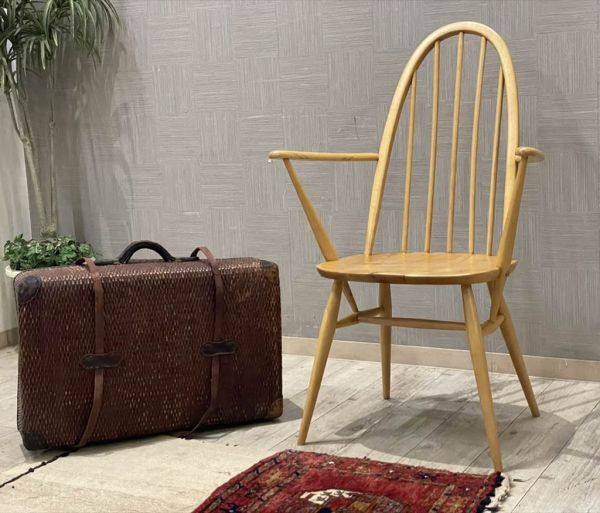 英国 ERCOL クエーカーチェア1脚 幅63 高97cm アーコール ウィンザーチェア アームチェア ダイニングチェア エルム材 1人掛チェア 椅子の画像1