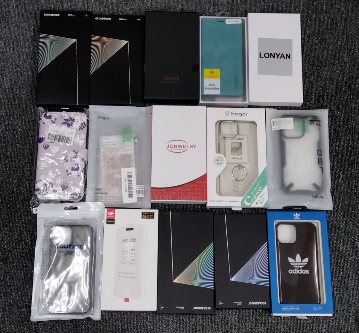 【ジャンク】スマホケース 保護フィルム 大量 まとめ売り 15個 セット カバー ガラス iPhone 11 12 13 14 アディダス CASEKOO_画像1