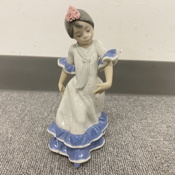 F020-CH2-547 LLADRO Lladro little Dan sa- керамика кукла запад украшение девушка 