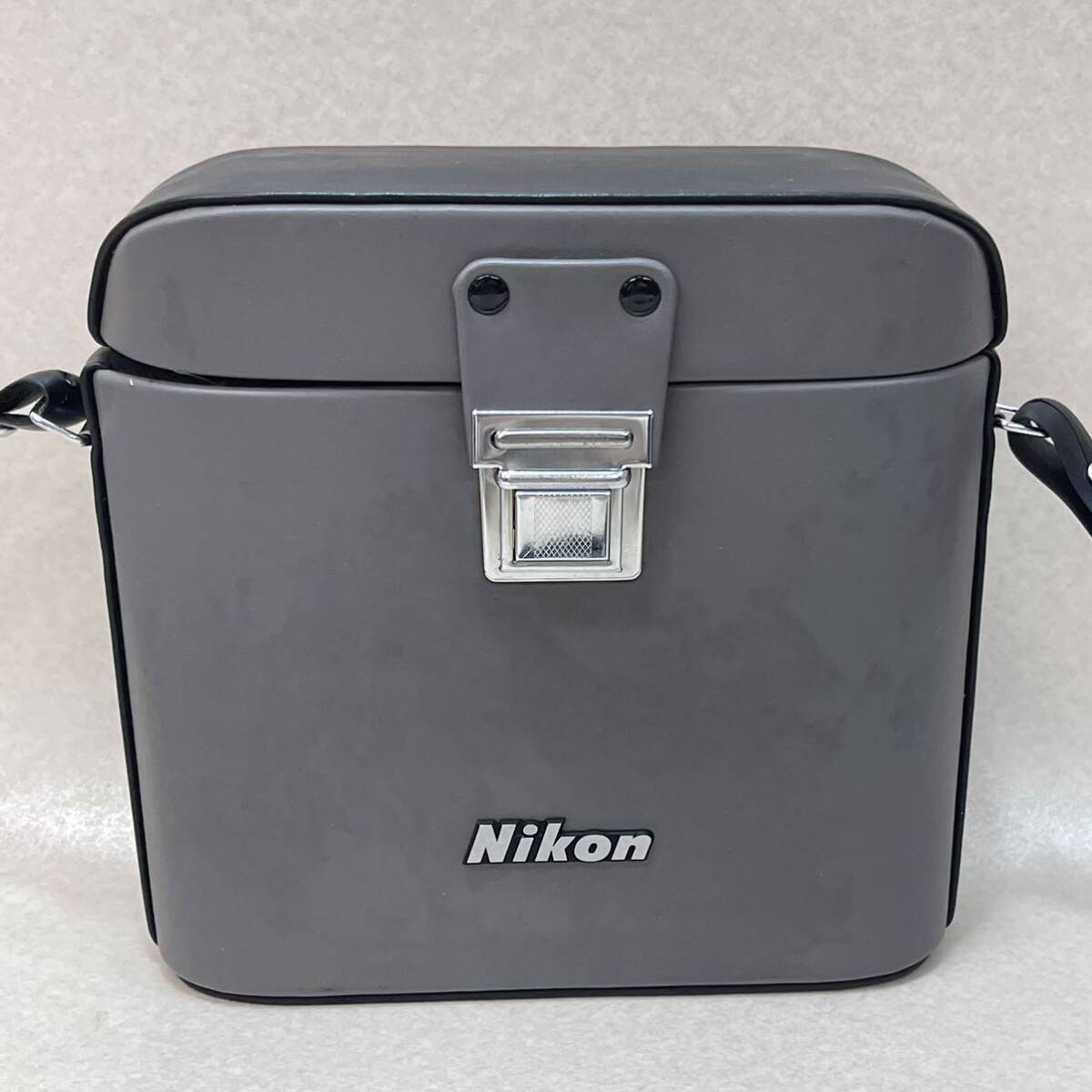 K3100* secondhand goods * Nikon Nikon binoculars hard case / empty box only gray 