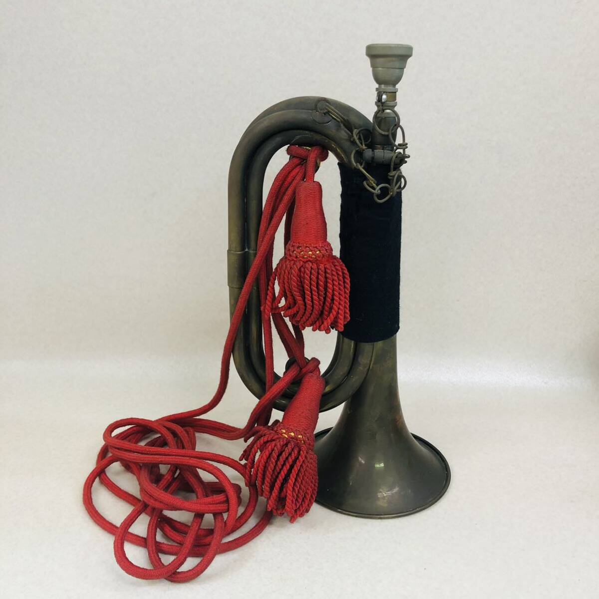 E3156* under . musical instruments signal trumpet . army trumpet 
