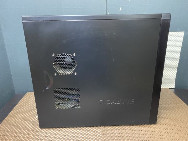 mwk★GIGABYTE タワー型 PC GZ-Triton180Chassis 通電確認済み HDD無し デスクトップパソコン ジャンク品★の画像7