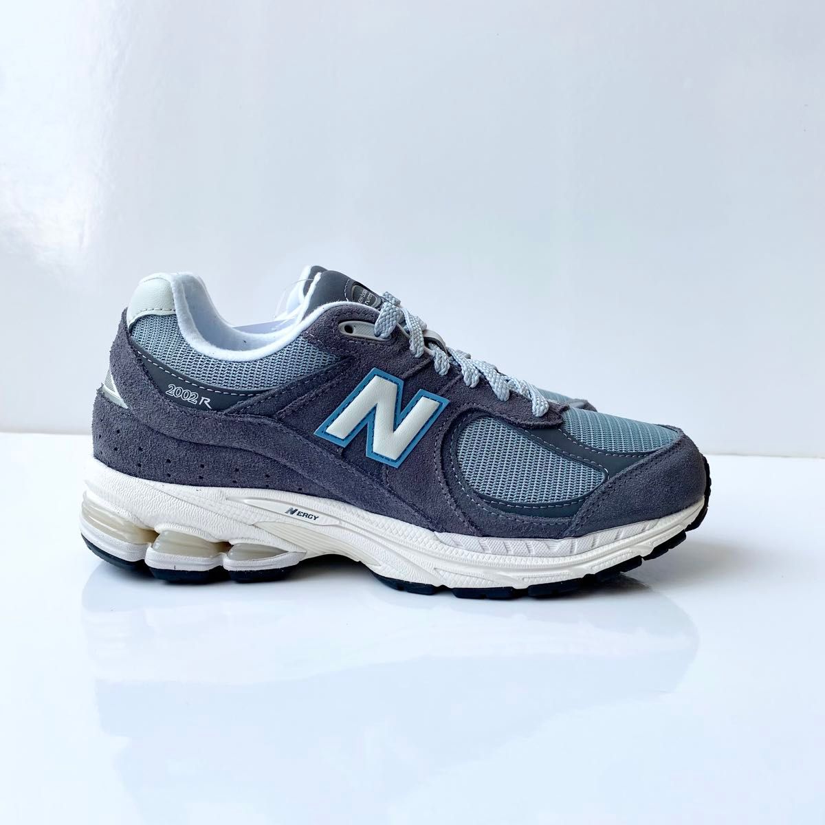 ニューバランス newbalance M2002 RFB 25.5cm