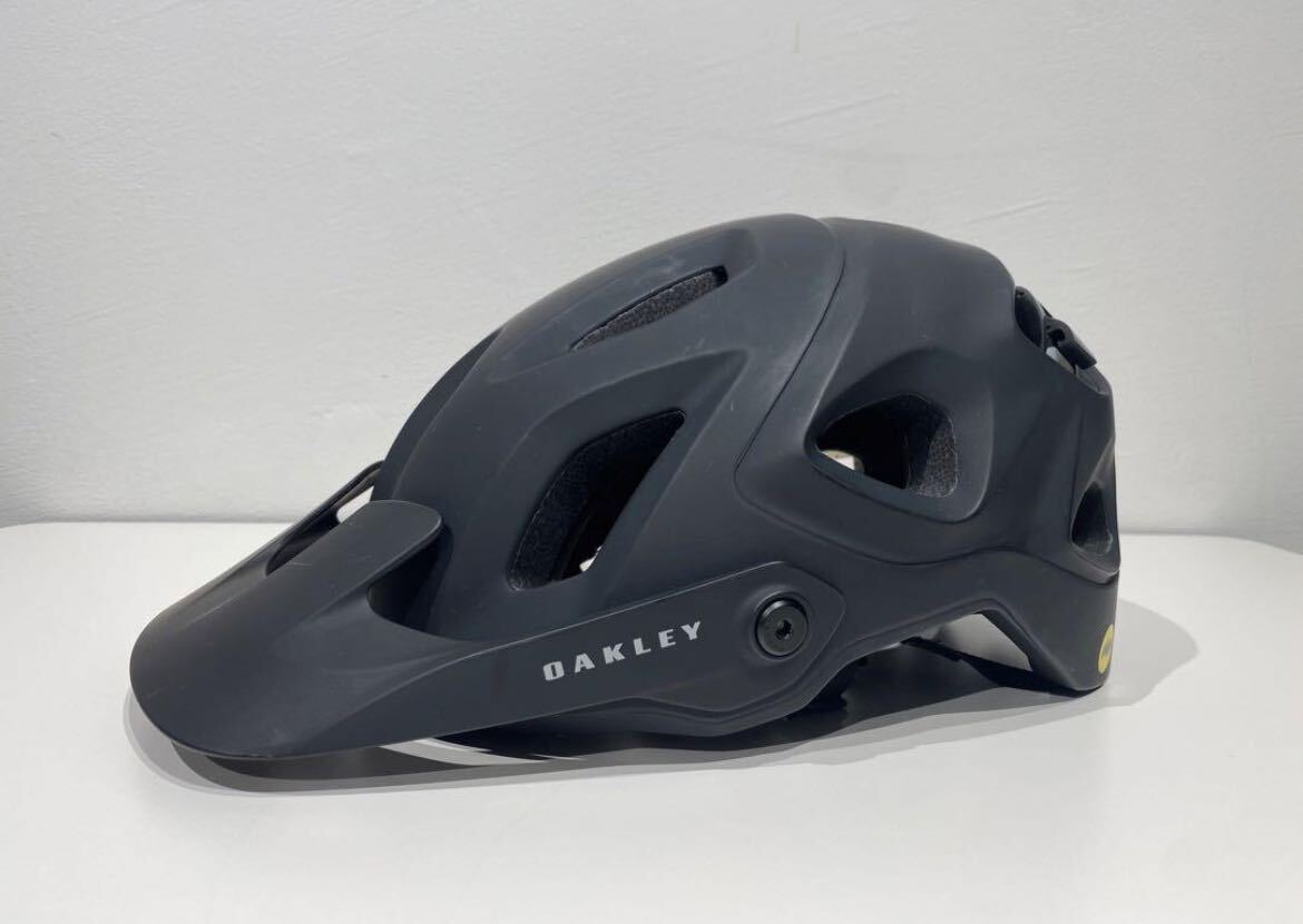 OAKLEY DRT5 MTB用ヘルメット_画像1