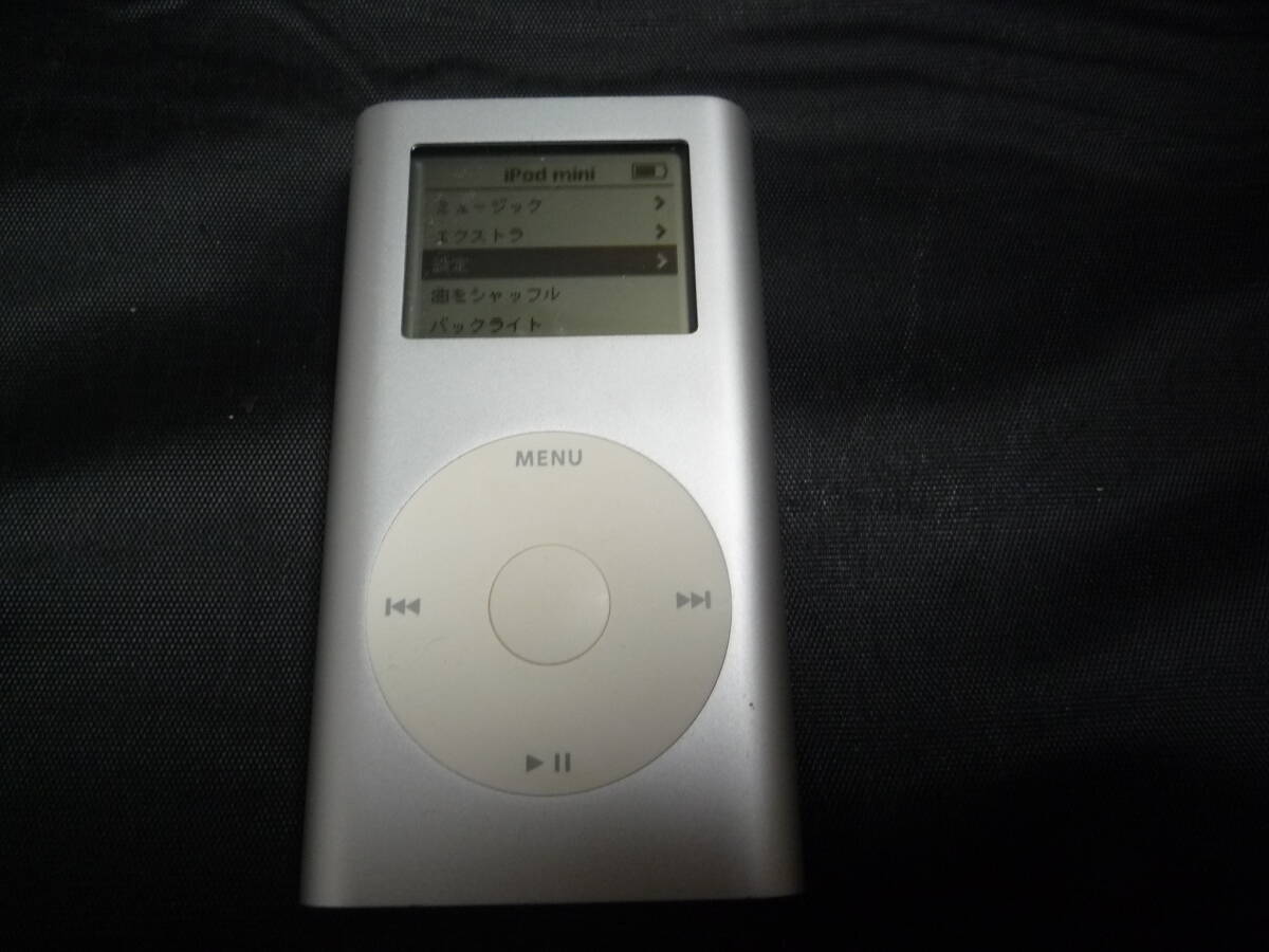 ipod　第２世代　４GB　シルバー A1051　EMC　No:2044　１台（中古品）_画像2