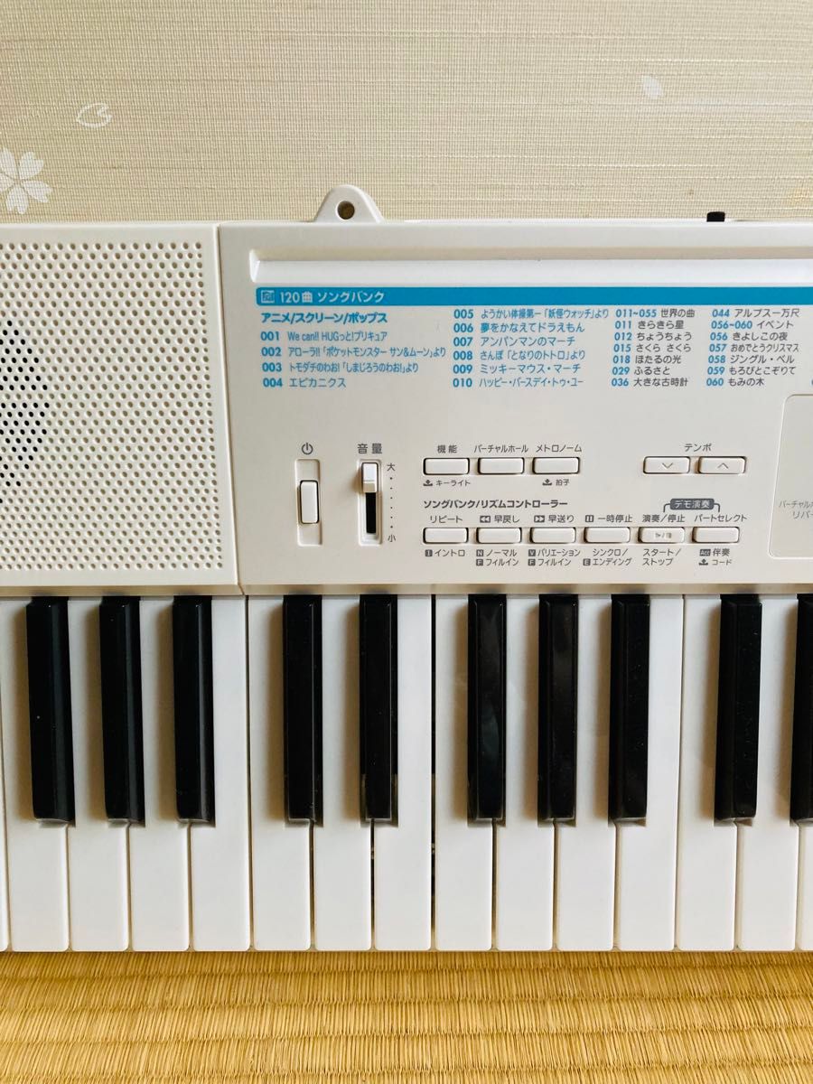 casio LK-311 電子キーボード61標準 マイク 鍵 光ナビゲーション casio LK-311 電子キーボード61標準 マイク 鍵 光ナビゲーション