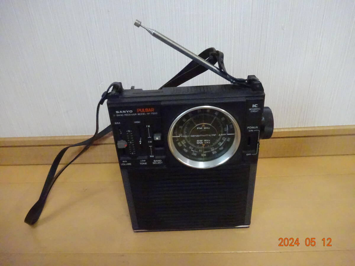 SANYO PULSAR RP7550 FM/AM/SW radio junk radio is reception did Sanyo Pulsar postage 520 jpy short wave 