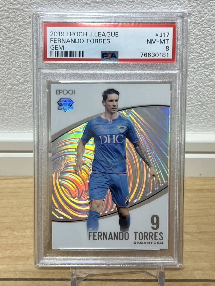 PSA 8 鑑定　10/24 限定　サガン鳥栖　フェルナンド　トーレス　2019年　Ｊリーグ　サッカーの　GEMカード　Fernando Torres 引退　_画像1