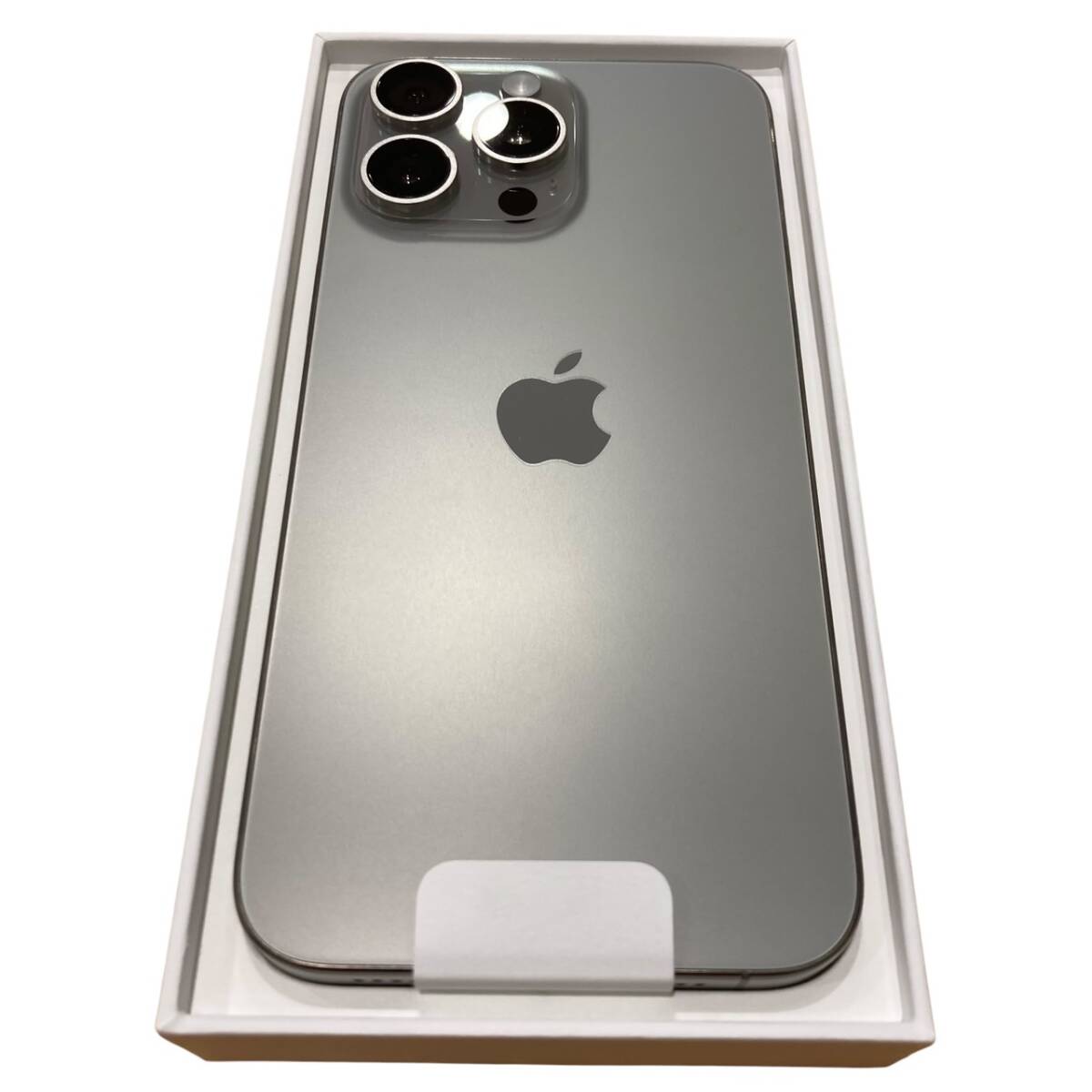 未使用品 Apple アップル iPhone15 Pro Max ナチュラルチタニウム 256GB SIMフリー_画像2