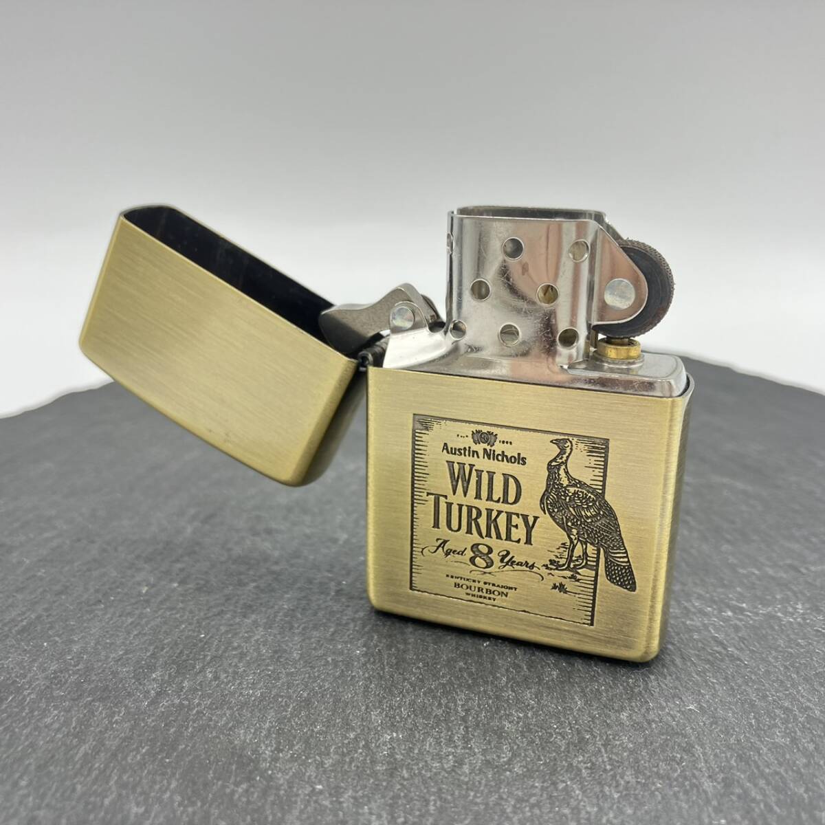 ZIPPO ジッポー WILD TURKEY ワイルドターキー 2000年 Ｄ XVI ゴールドカラー ケース付 オイル ライター ※着火未確認_画像2