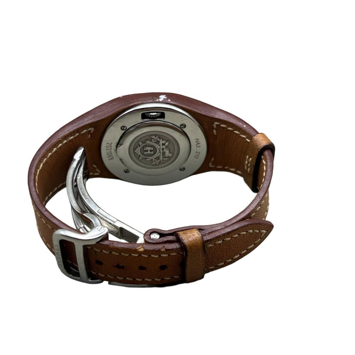 エルメス アーネ レディース腕時計 クオーツ ラウンド 白文字盤 革ベルト HA3.210 ロG 稼働品_画像5