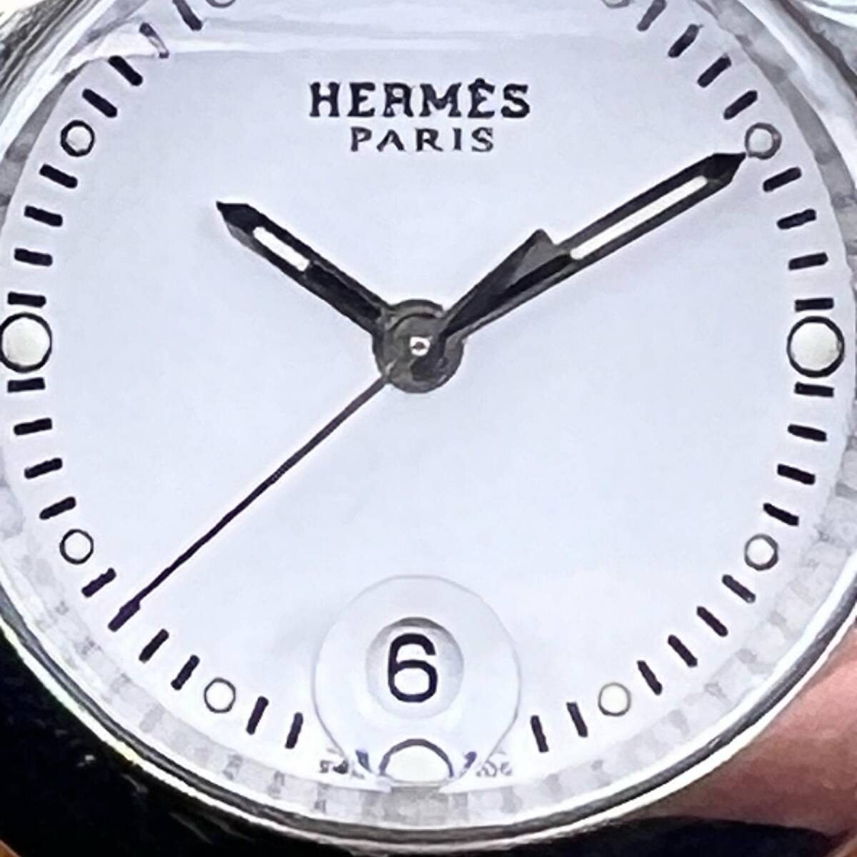 エルメス アーネ レディース腕時計 クオーツ ラウンド 白文字盤 革ベルト HA3.210 ロG 稼働品_画像8