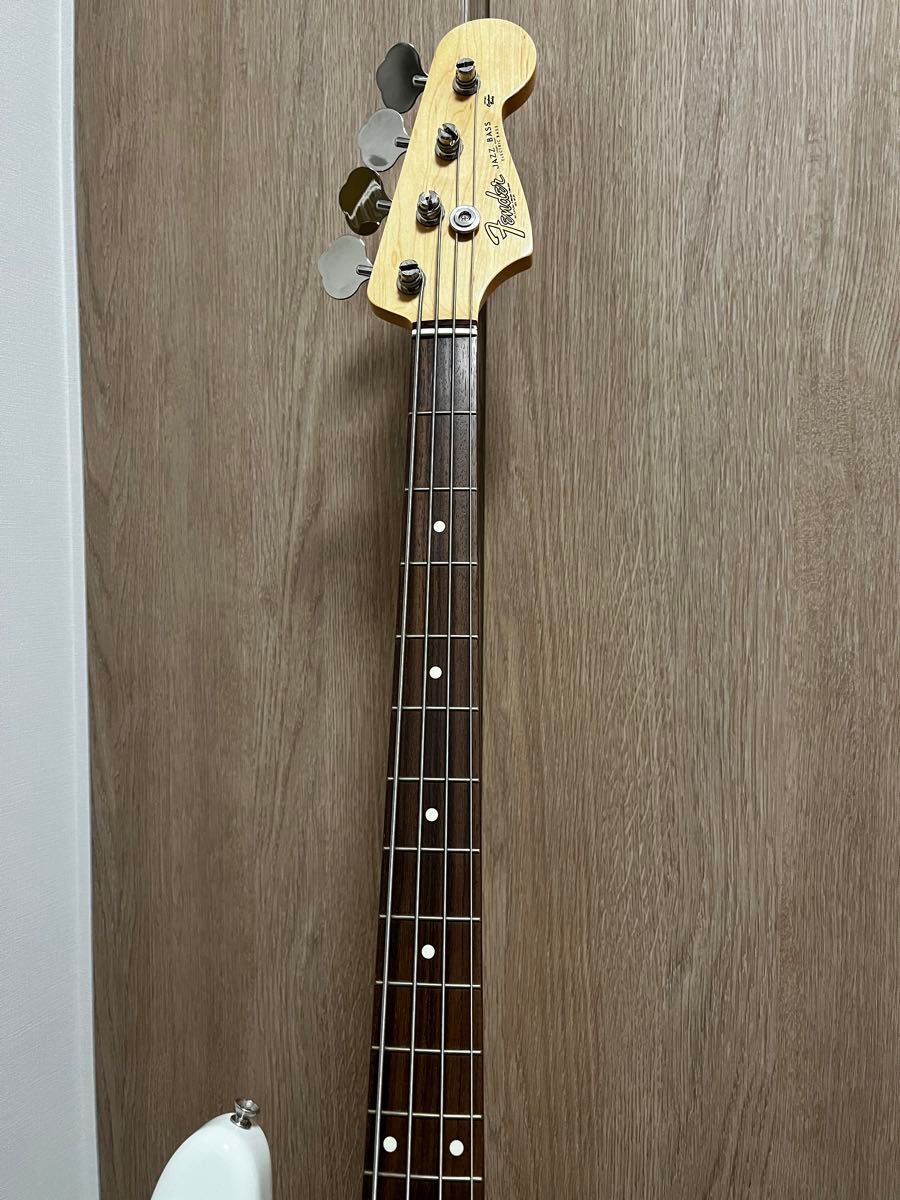 Fender Made in Japan Traditional II 60s Jazz Bass Olympic White