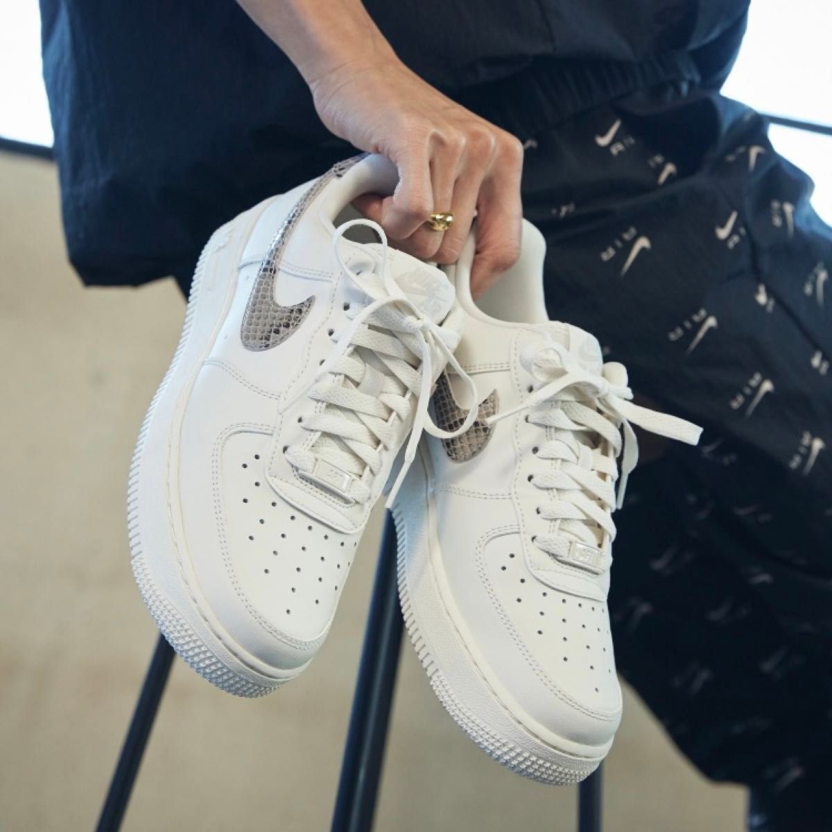 NIKE ナイキ AIR FORCE 1 エアフォース1 Air Force 1  LOW ヘビ ホワイト蛇柄 パイソン 27.5