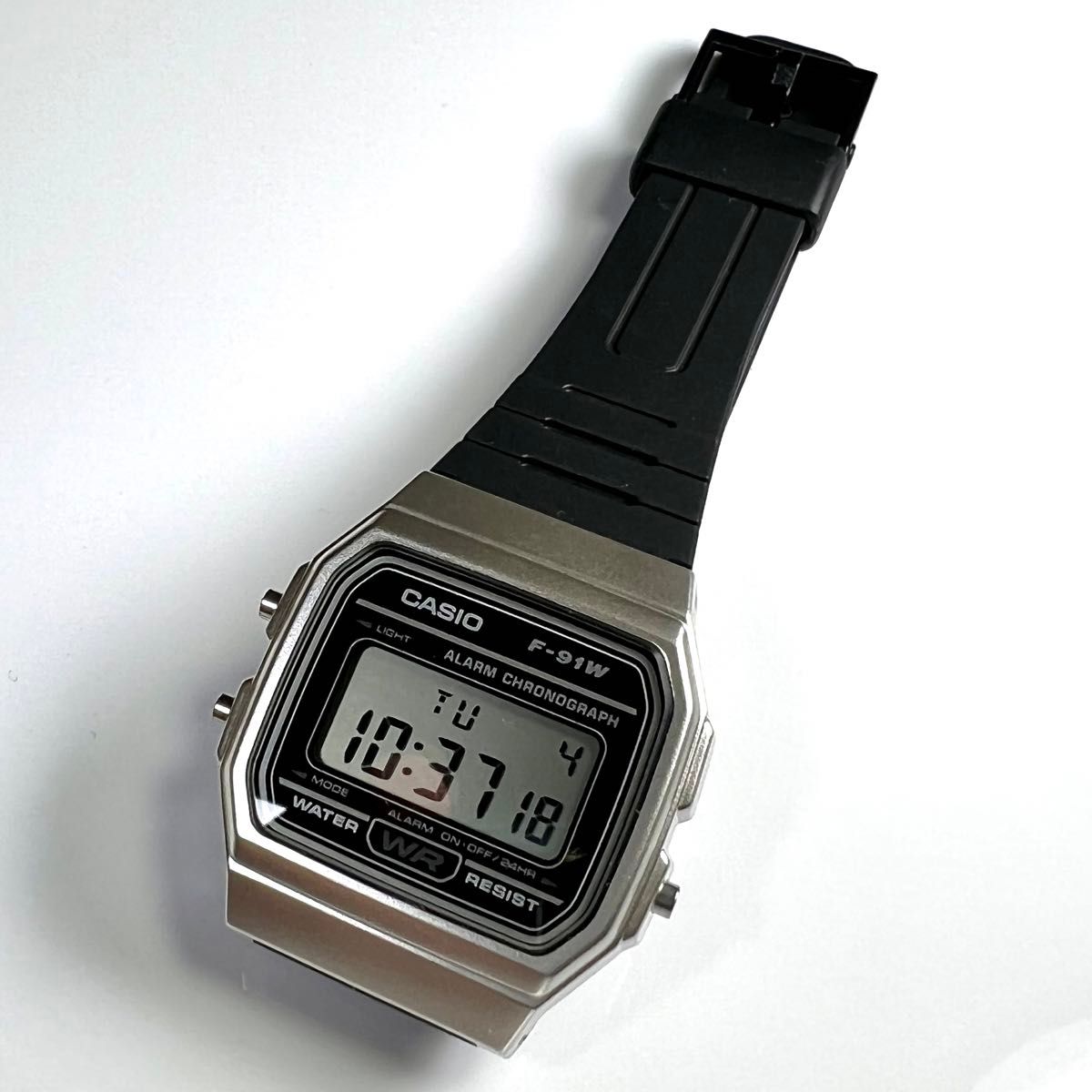 新品 CASIO F-91W シルバー カシオコレクション