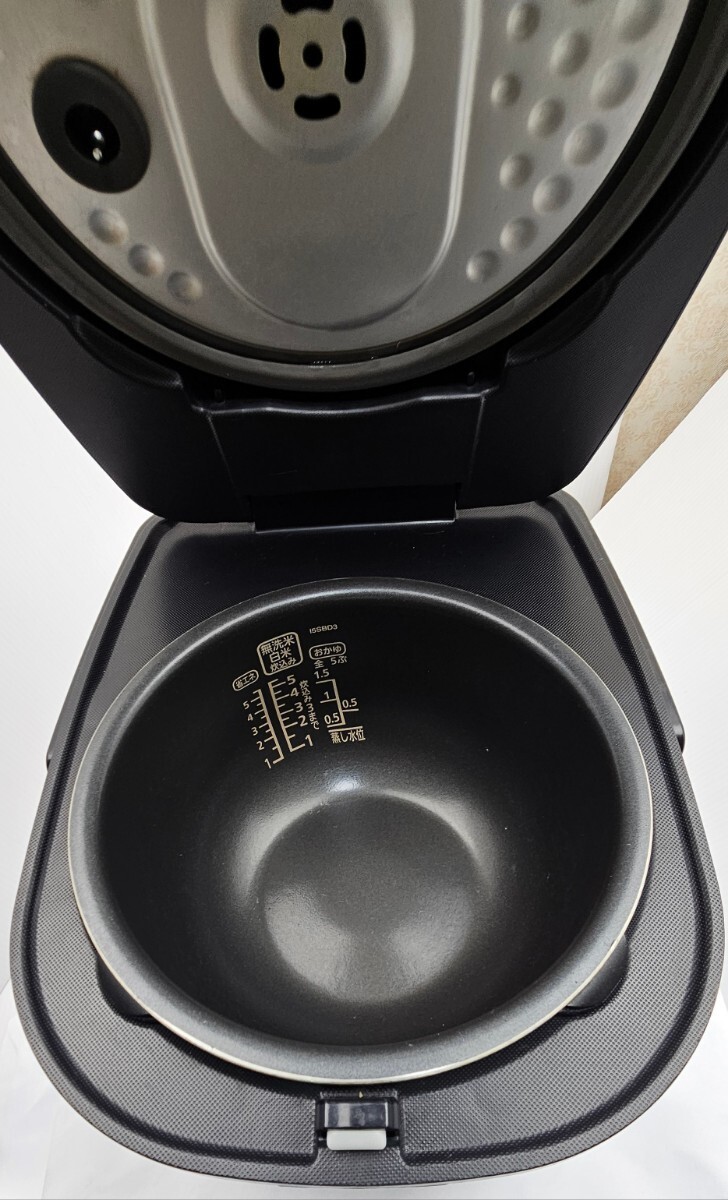 アイリスオーヤマ　 炊飯器 IH式 　5.5合 銘柄炊き分け機能付き 大火力 RC-IB50-B_画像3
