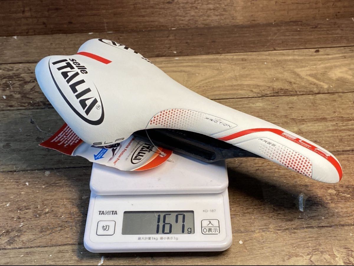 セライタリア selle ITALIA SLR サドル 白 レールカーボン セライタリア selle ITALIA SLR サドル 白 レールカーボン