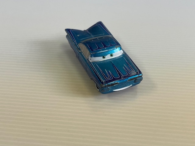 * Tomica The Cars Tomica lamo-n( The Cars 3 модель )