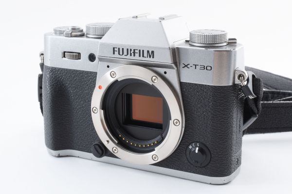 #s185★実用品★ FUJIFILM フジフイルム X-T30 II ボディ_画像2