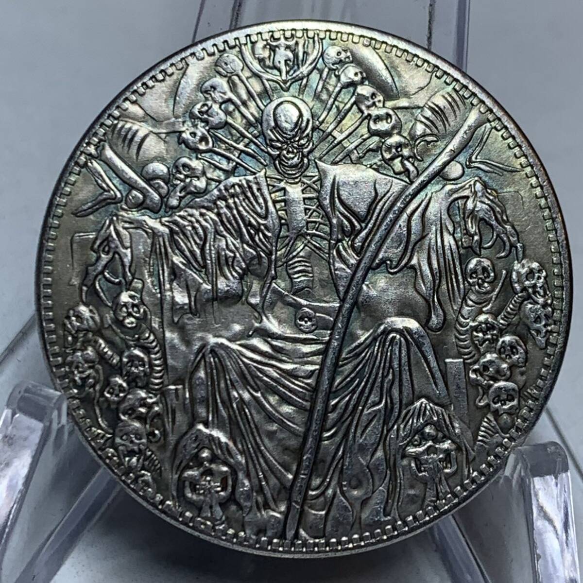 WX1479流浪幣 髑髏 ハロウィーン 天眼 鷹紋 外国硬貨 貿易銀 海外古銭 コレクションコイン 貨幣 重さ約21g_画像1