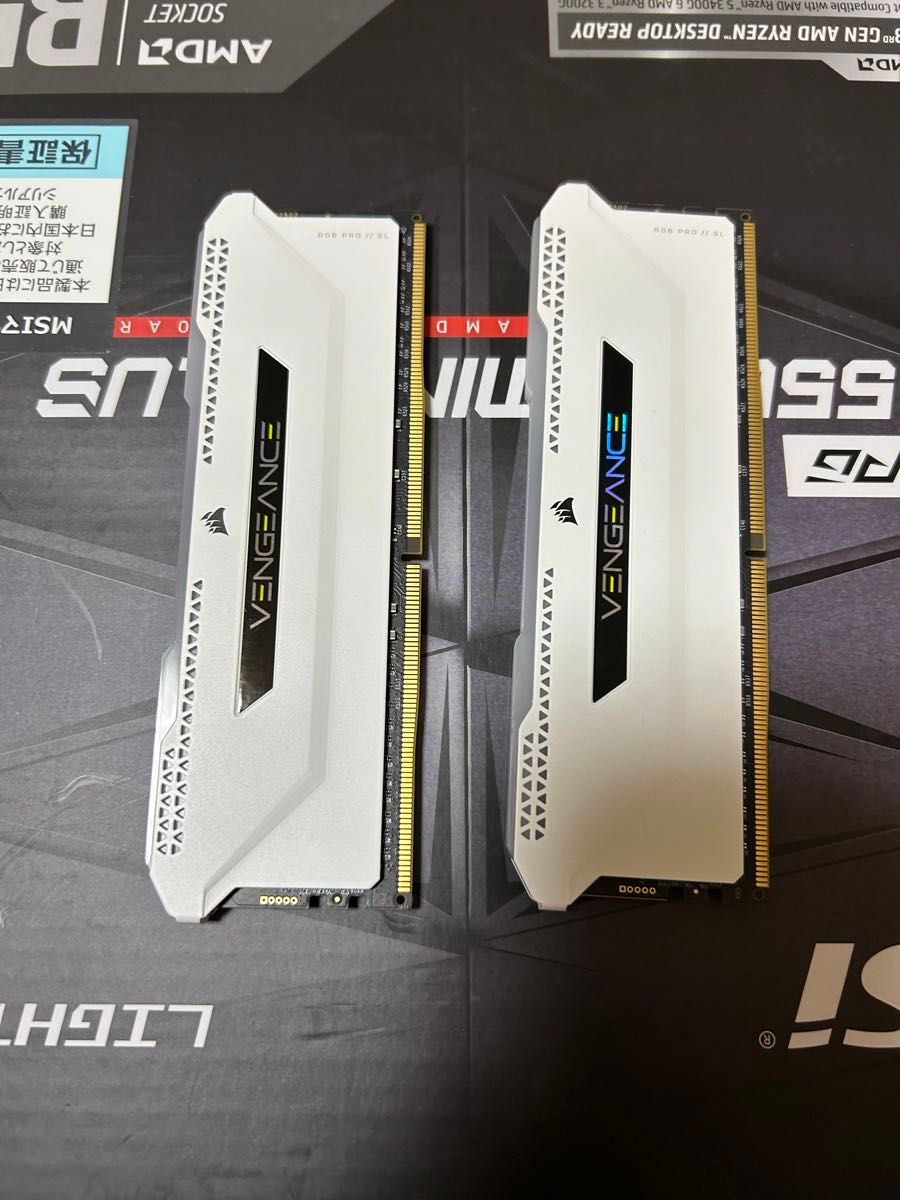 【ほぼ新品】corsair vengeance RGB SL 3600MZ 16G×2+corsair RGBダミーメモリ