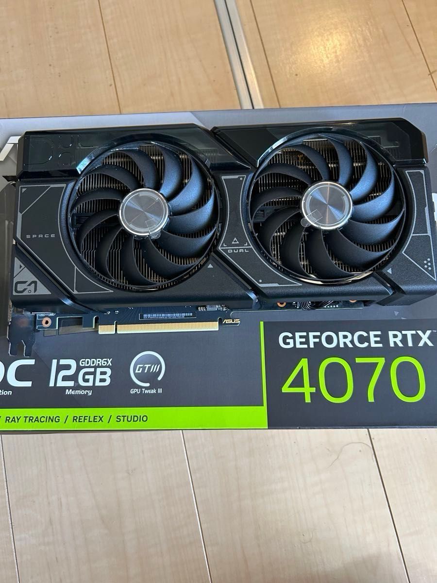 【ほぼ新品】ASUS RTX4070 DUAL O12G【質感最高】