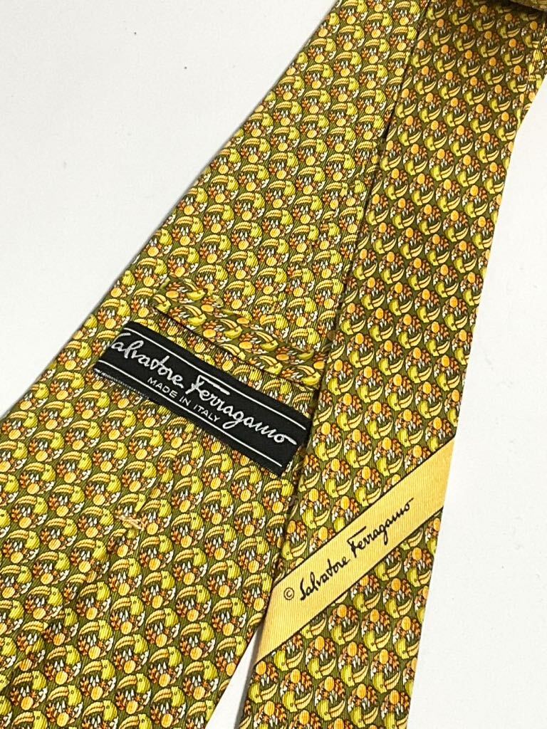  Ferragamo галстук оттенок зеленого птица . рисунок стоимость доставки 185 иен ( слежение есть ) бренд галстук скупка OK