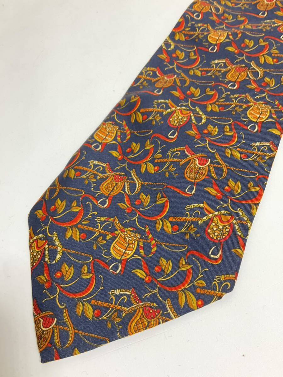  Ferragamo галстук темно-синий серия . рисунок стоимость доставки 185 иен ( слежение есть ) бренд галстук 