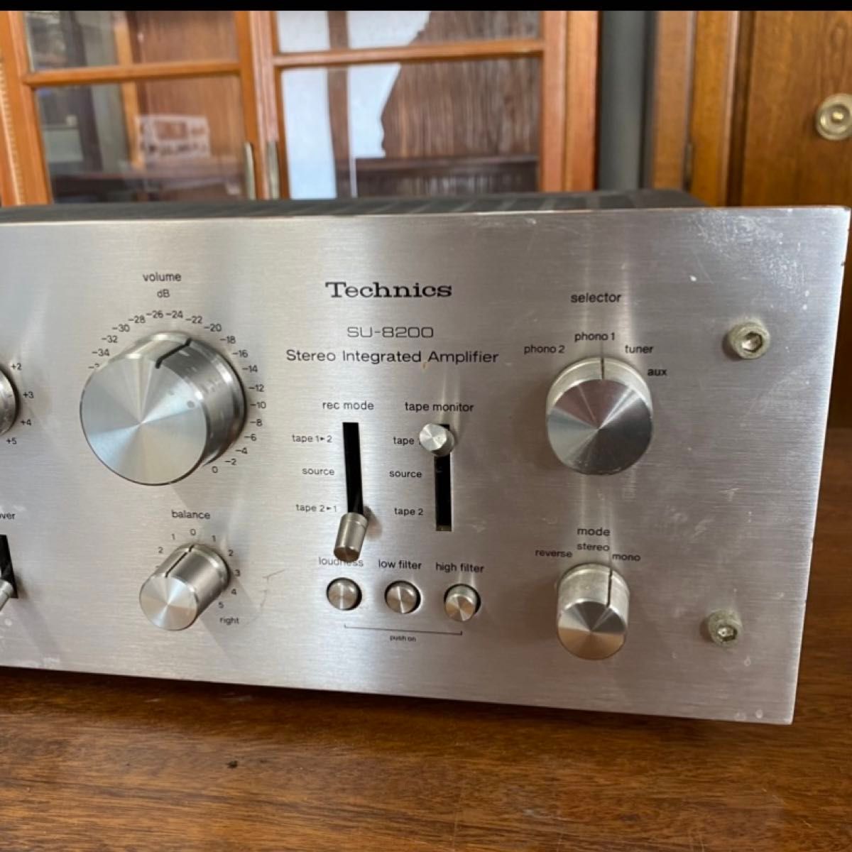 Technics SU-8200 テクニクス プリメインアンプ通電確認済み Technics SU-8200 テクニクス プリメインアンプ通電確認済み