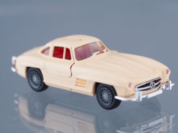 WIKING 1/87 MERCEDES 300SL メルセデス ベージュ HOゲージ_画像1