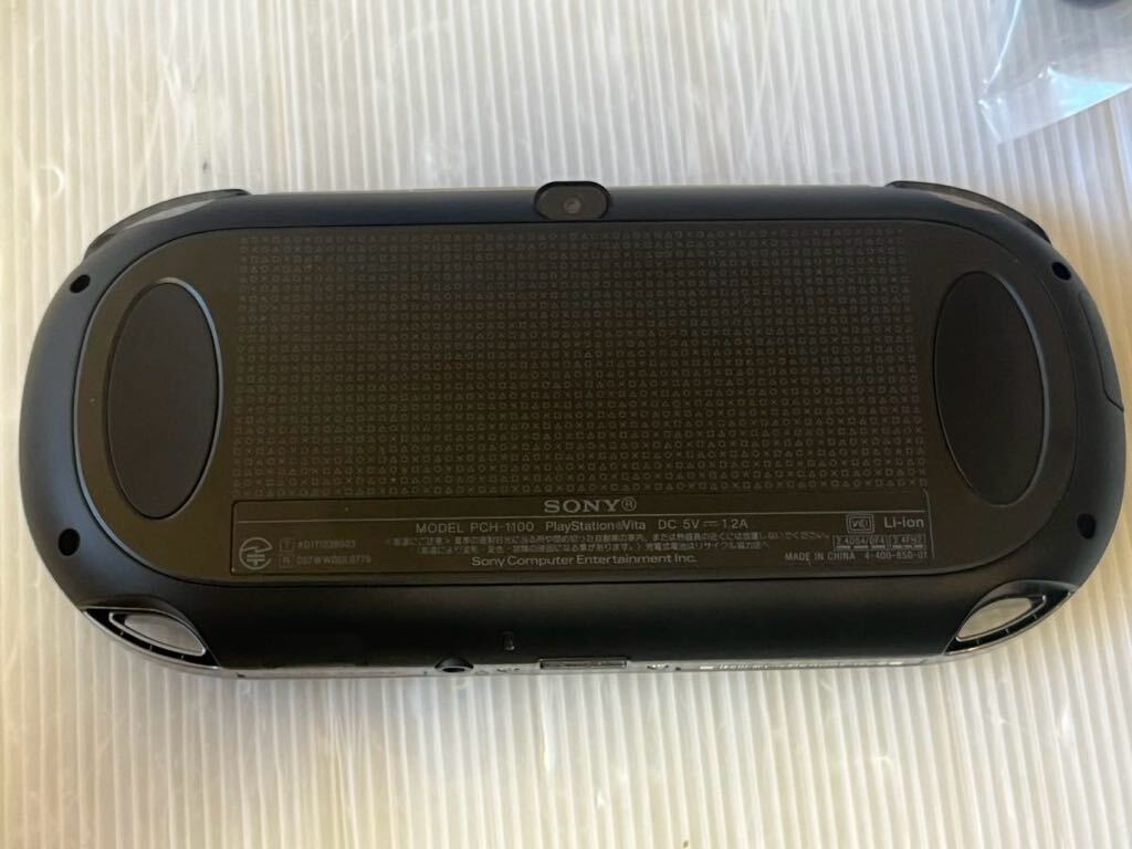 ☆電源確認のみ　未使用 極上美品　完品　PlayStation Vita PCH-1100AA01 クリスタルブラック Wi-Fiモデル PS VITA SONY 送料無料★_画像3