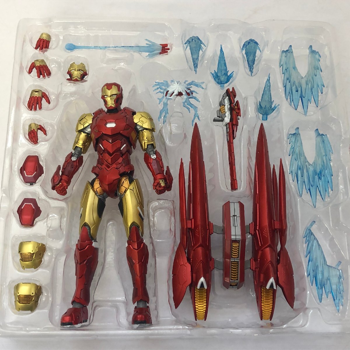 S.H.Figuarts アイアンマン(テック・オン アベンジャーズ) 「TECH-ON AVENGERS」 フィギュア_画像3