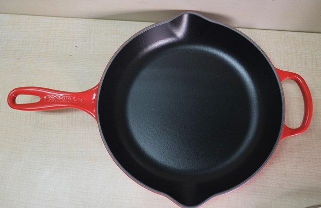 美品 Le Creuset ル・クルーゼ 26cm フライパン ガラス蓋セット / レッド グリルスキレット 鋳物 ホーロー_画像5