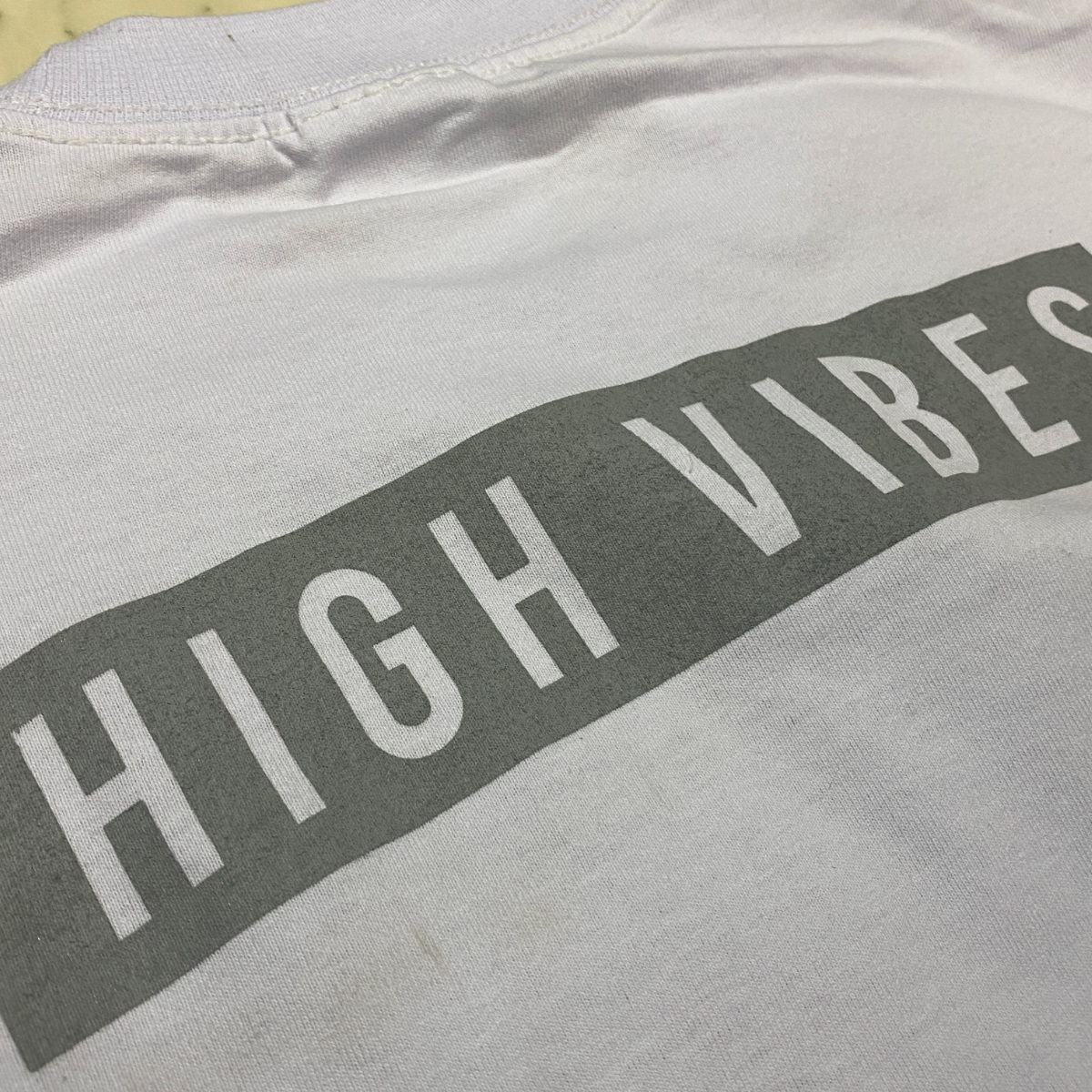 LA発 【XL】 HIGH VIBES アンダーグラウンド グラフィック ヘビーウェイト 半袖 Tシャツ 白 ハイバイブス Modelo チカーノ メキシコ